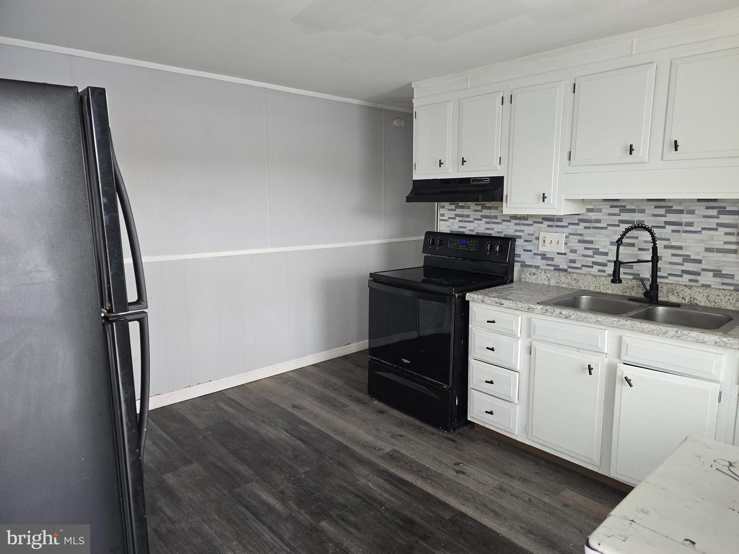1342 Allegheny Ave Property Photo 6