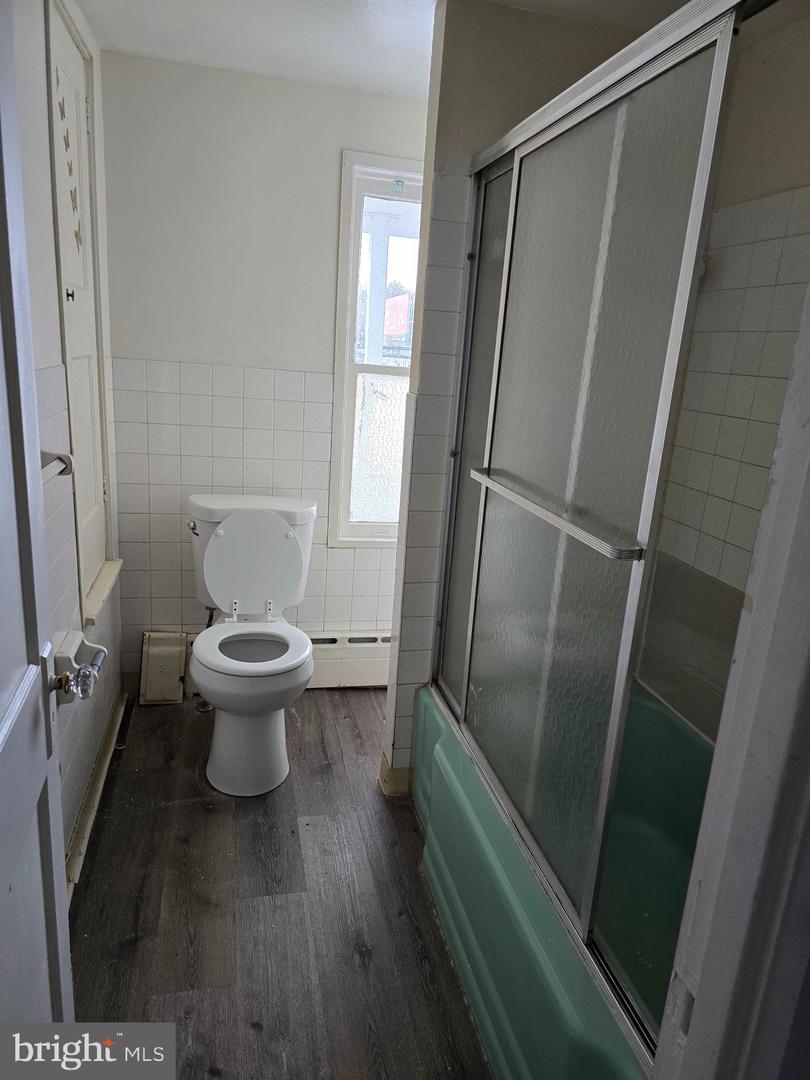 1342 Allegheny Ave Property Photo 8