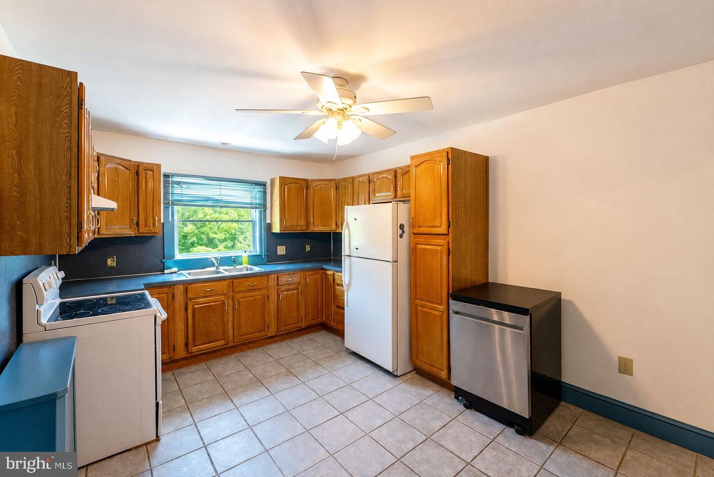 2212 Perkiomen Ave Property Photo 29