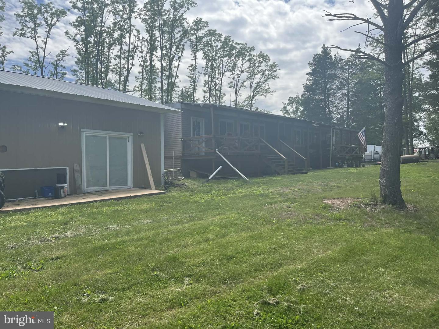 99 Spruce Ave Property Photo 1