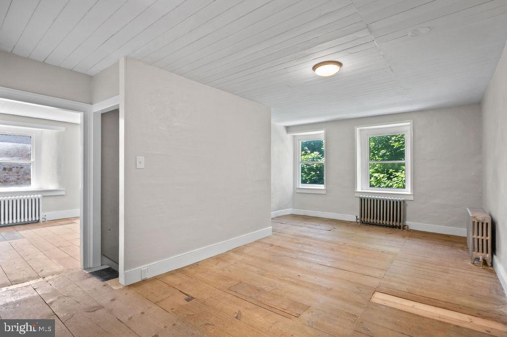 120 S Kemp St Property Photo 28
