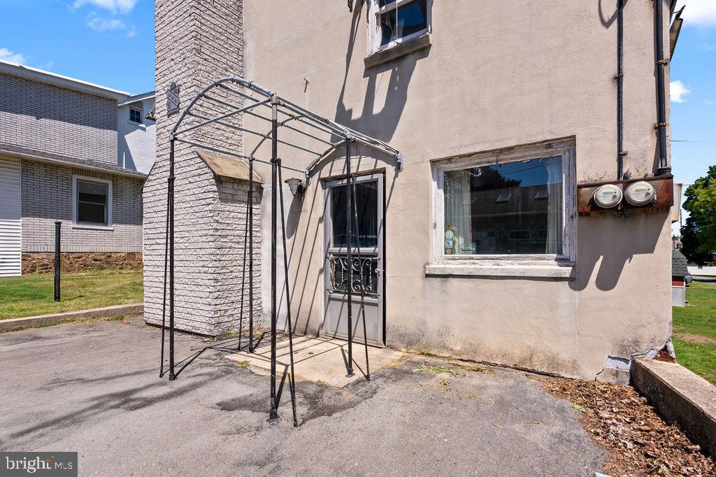 120 S Kemp St Property Photo 36