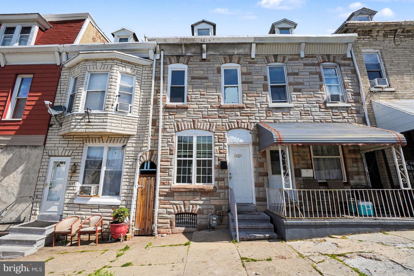 1105 Green St Property Photo 1