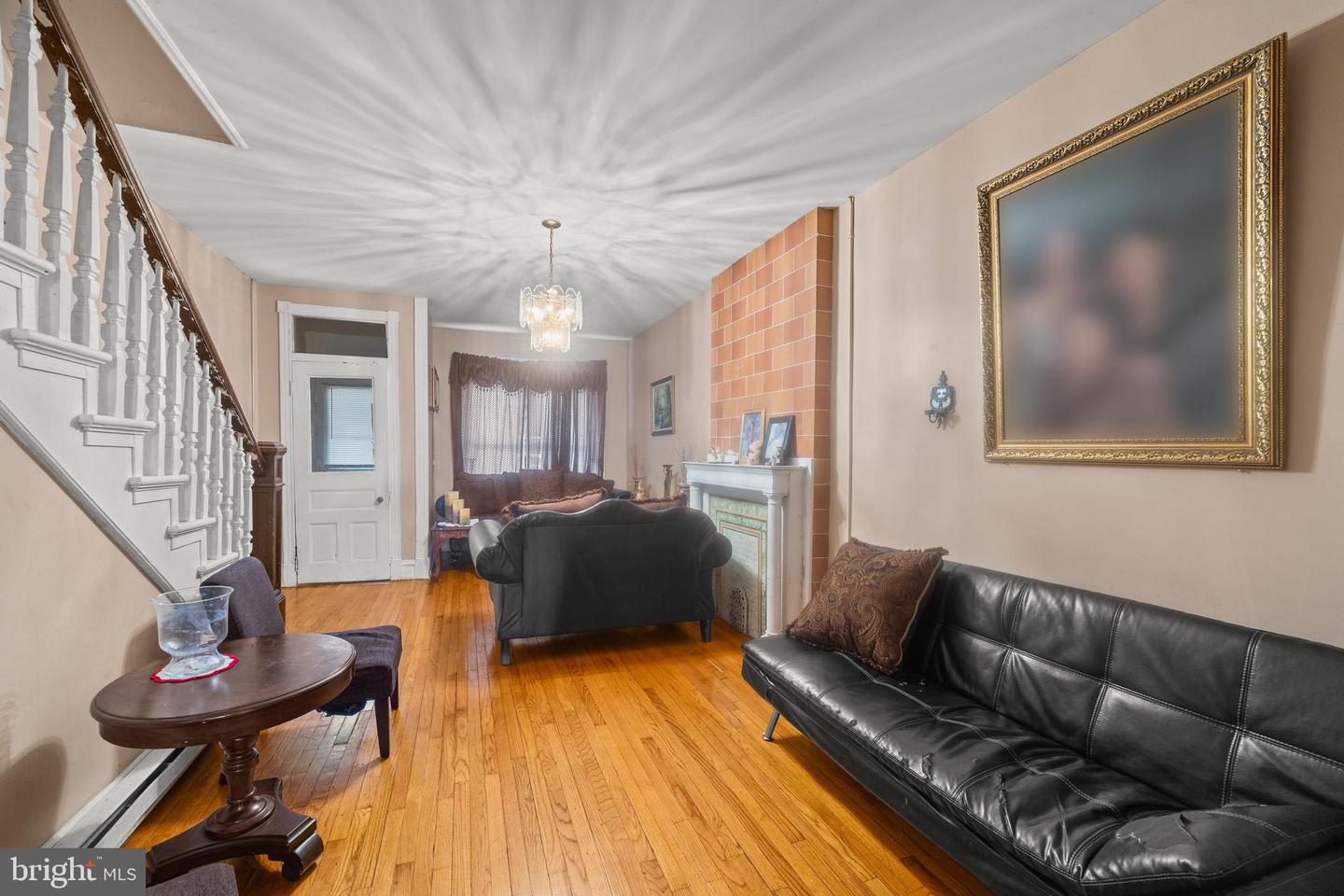 221 W Oley St Property Photo 6