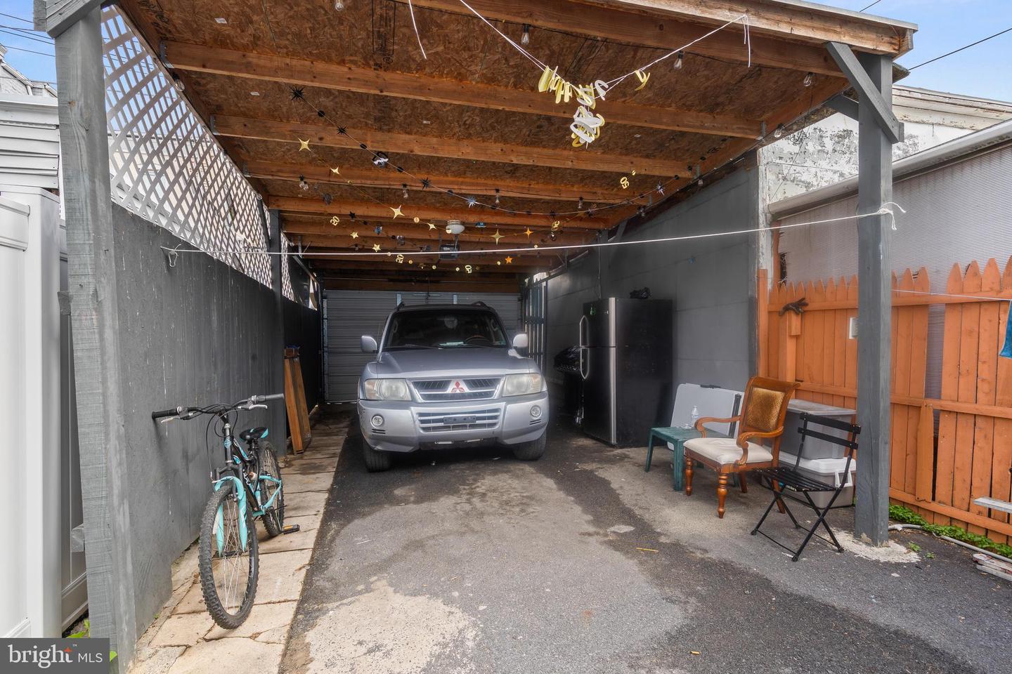 221 W Oley St Property Photo 20
