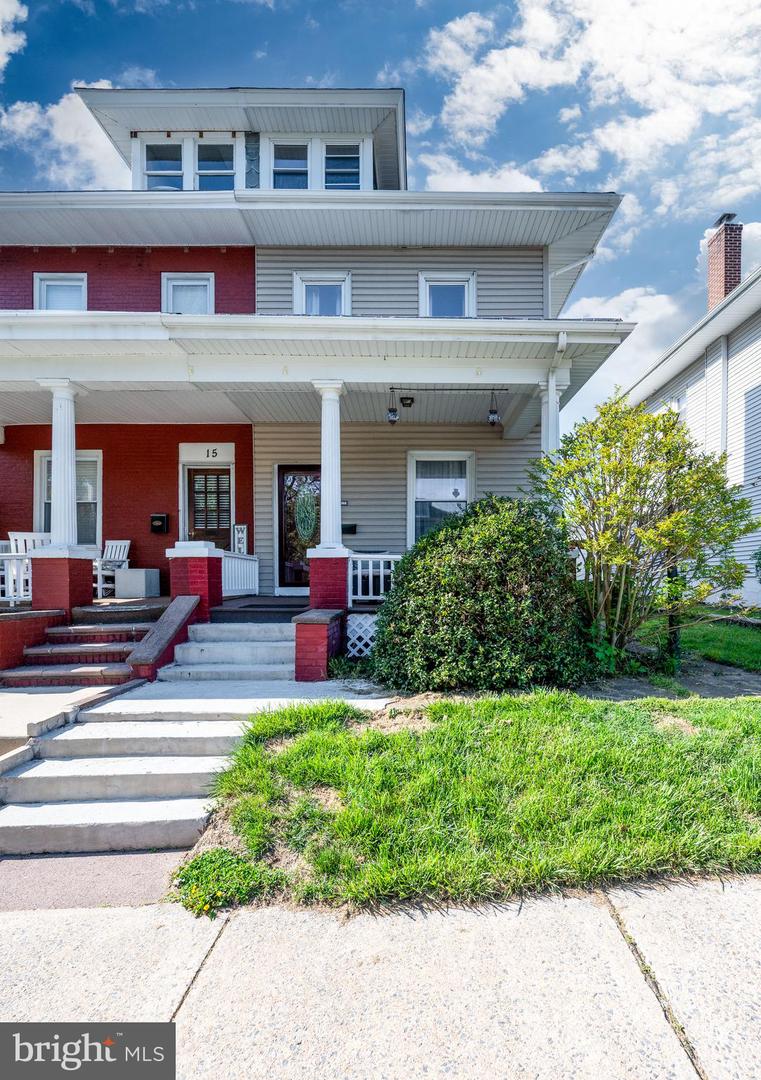 17 Pennsylvania Ave Property Photo 1