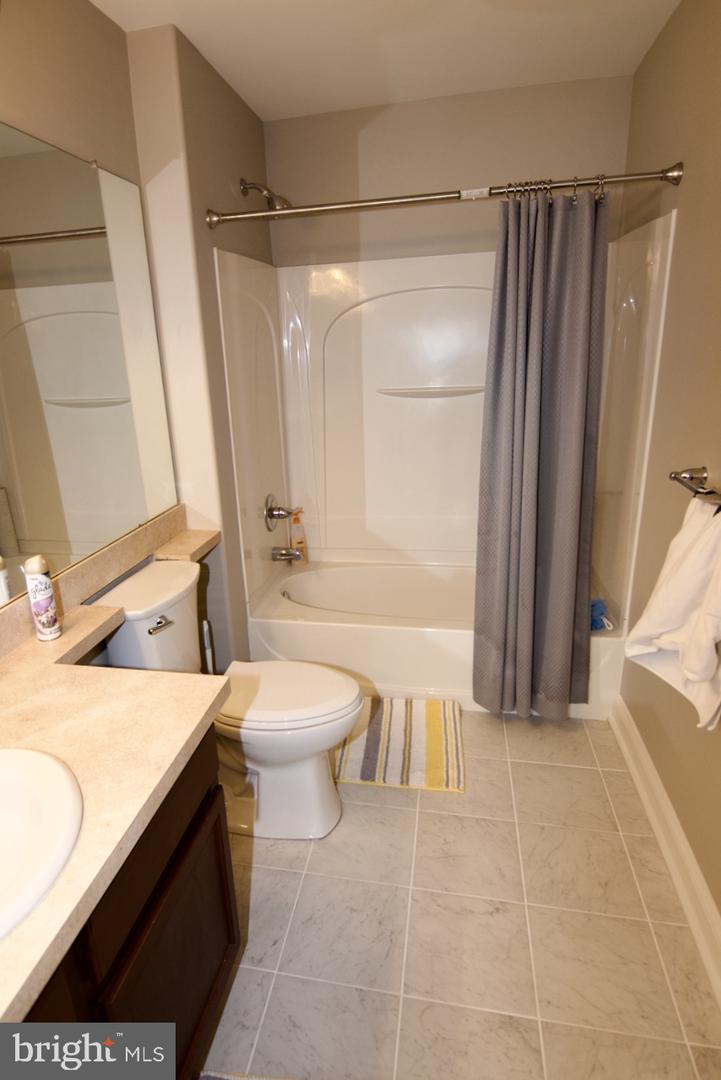 500 Harvest Dr Property Photo 32