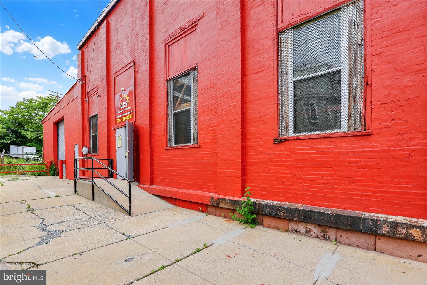 701 Bingaman St Property Photo 1