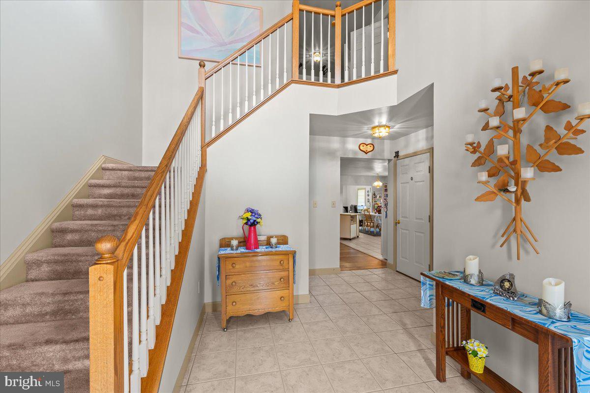 1032 Ithica Property Photo 4
