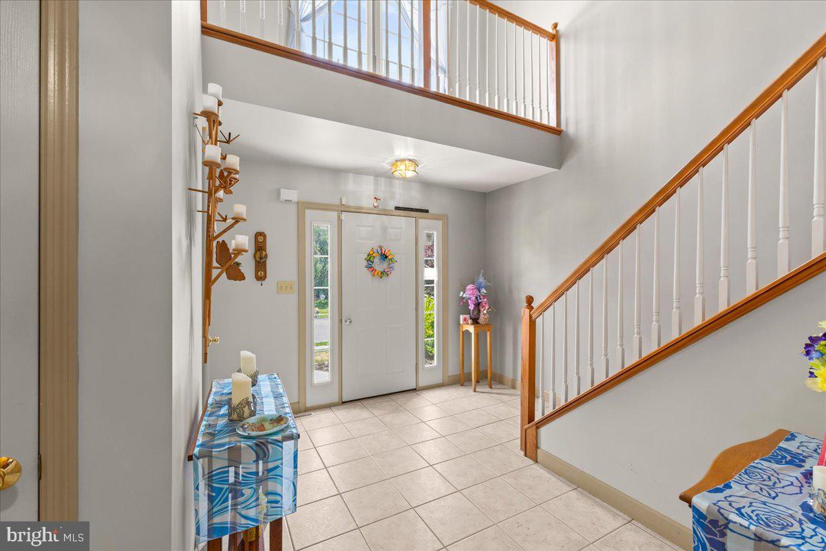 1032 Ithica Property Photo 5