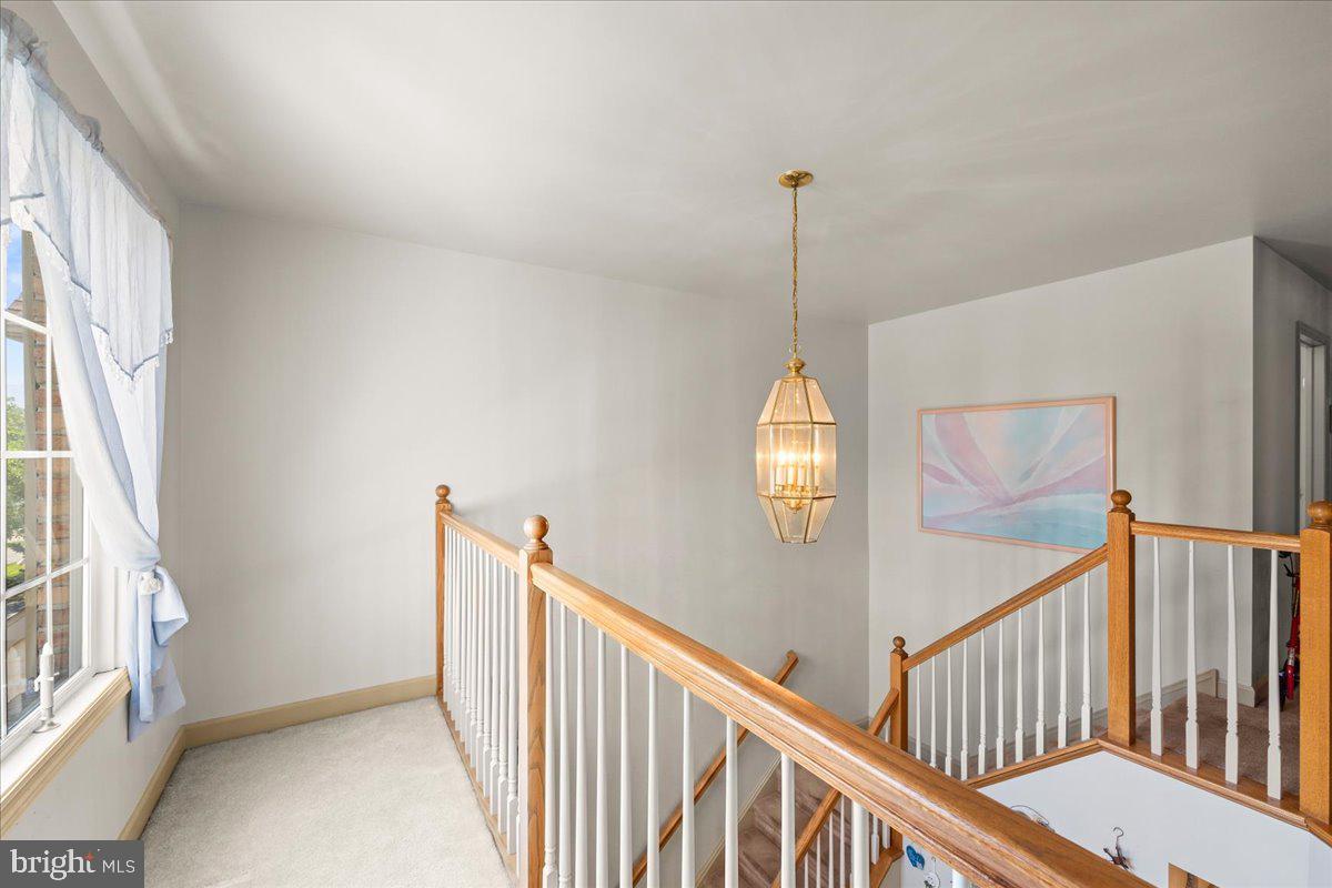 1032 Ithica Property Photo 14