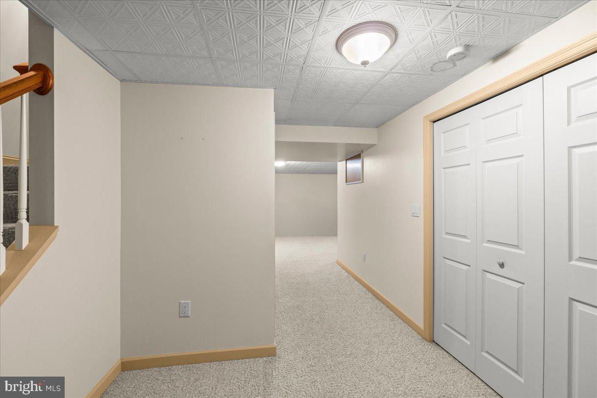 1032 Ithica Property Photo 20