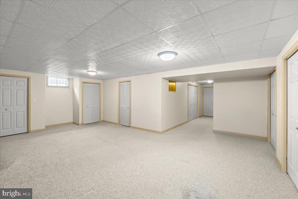 1032 Ithica Property Photo 22
