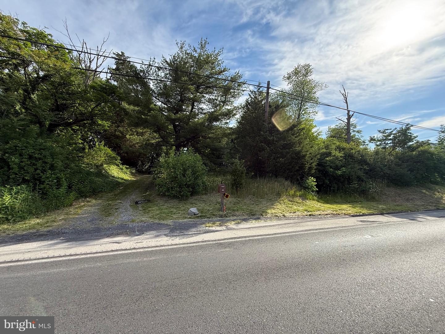 6621 W Perkiomen Ave Property Photo 3