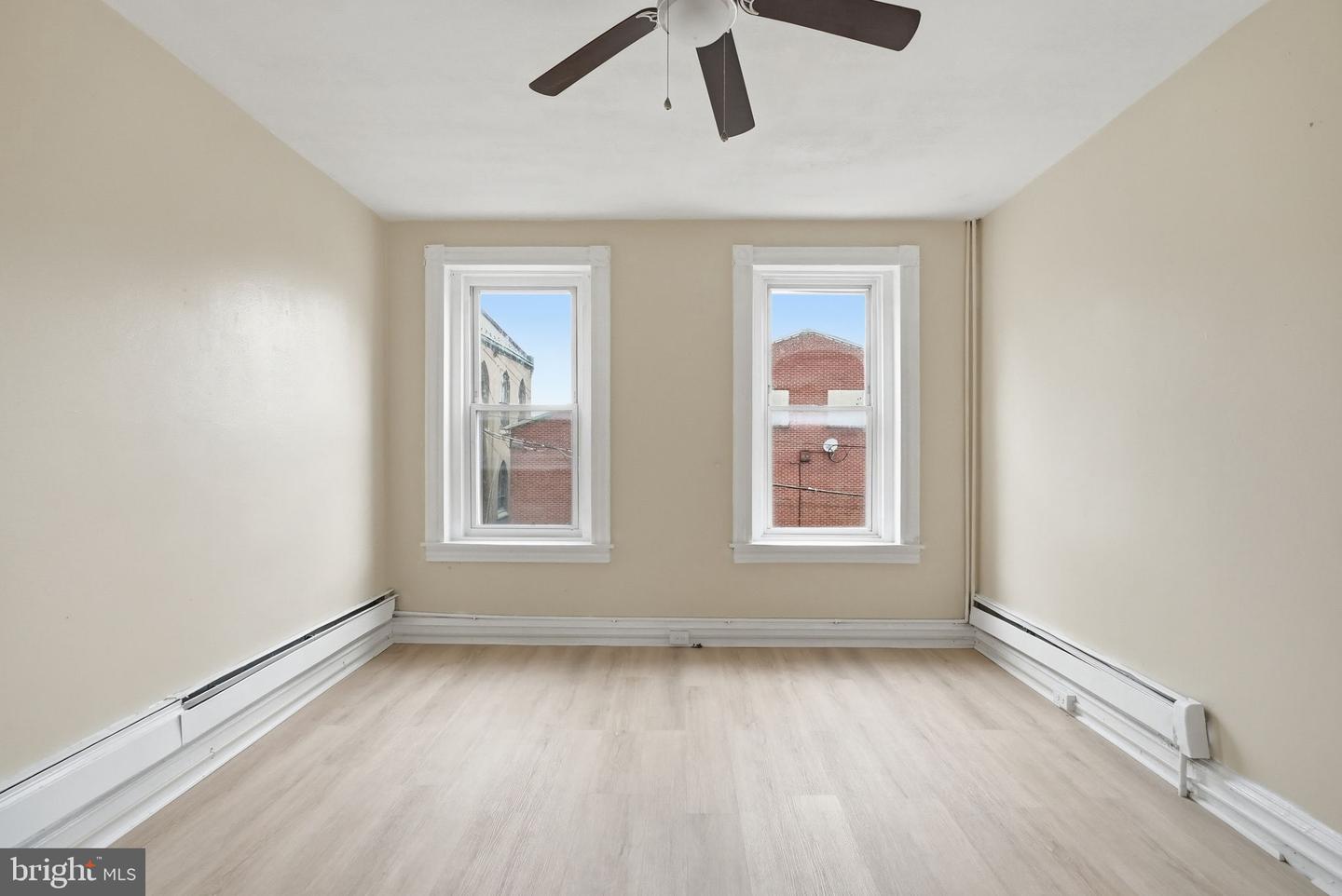 616 Elm St Property Photo 39