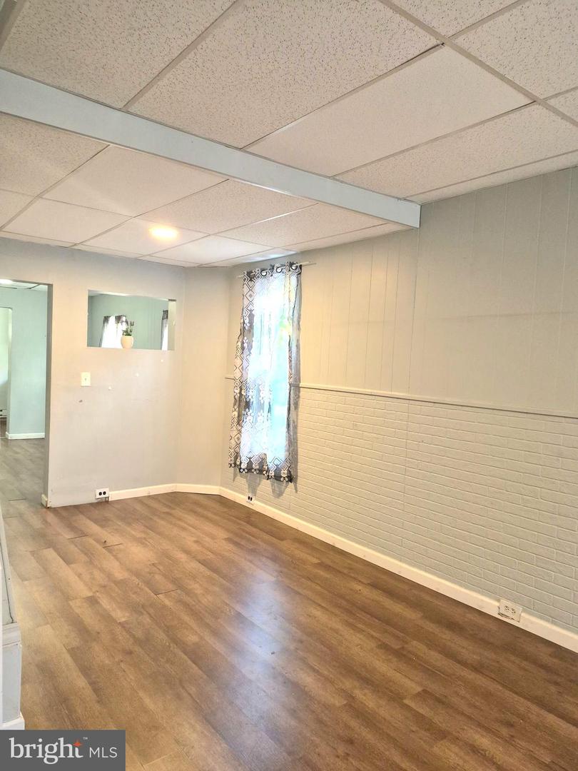 1247 Oley St Property Photo 4