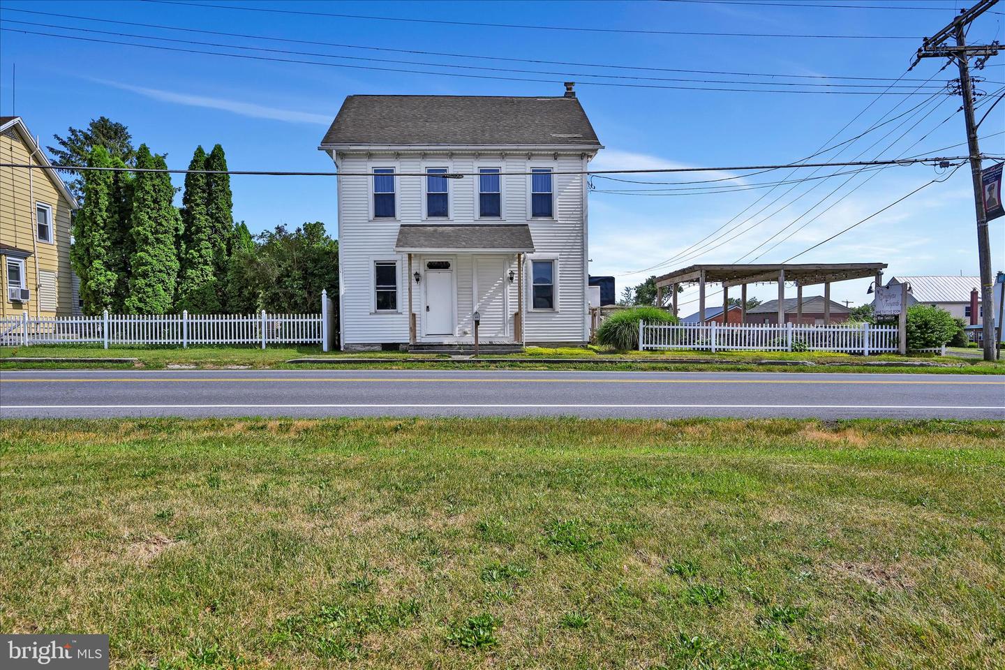 9684 Old Route 22 Property Photo 1