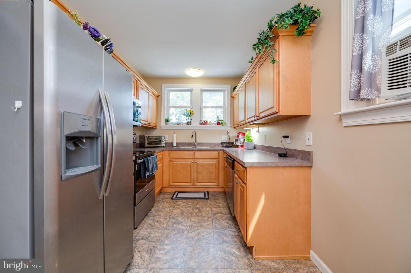 719 N Temple Bl Property Photo 15