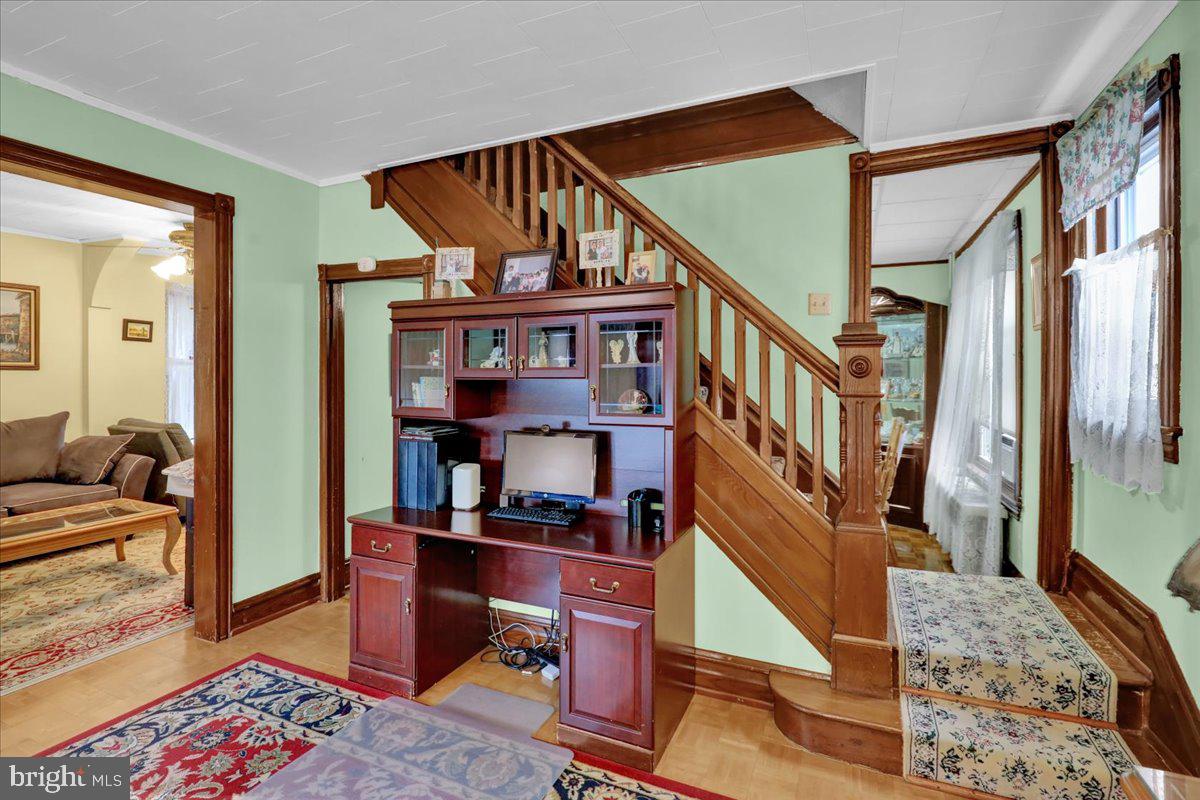 433 Eisenbrown St Property Photo 6