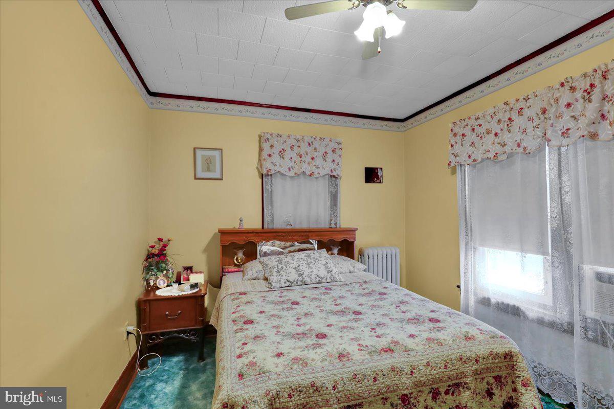 433 Eisenbrown St Property Photo 20