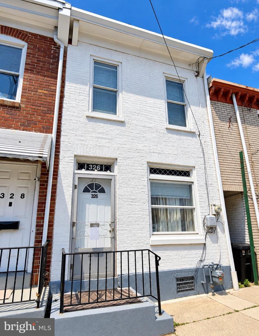 326 Spring Garden St Property Photo 1