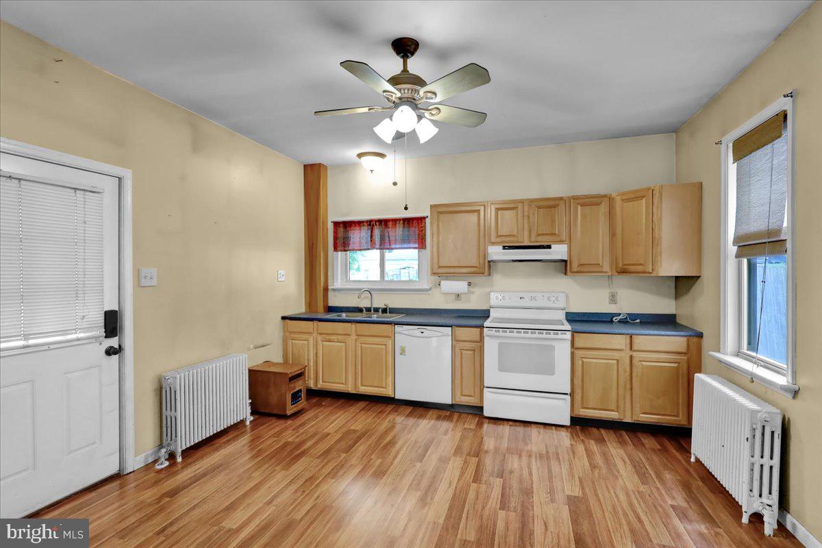 51 S Miller St Property Photo 7