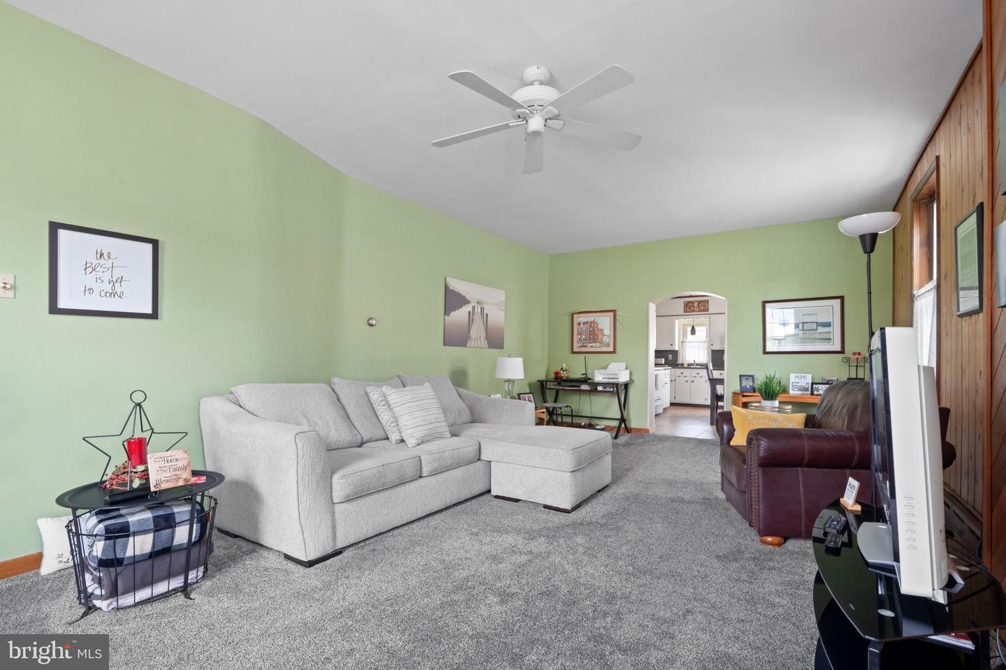 412 Rhoads Ave Property Photo 19