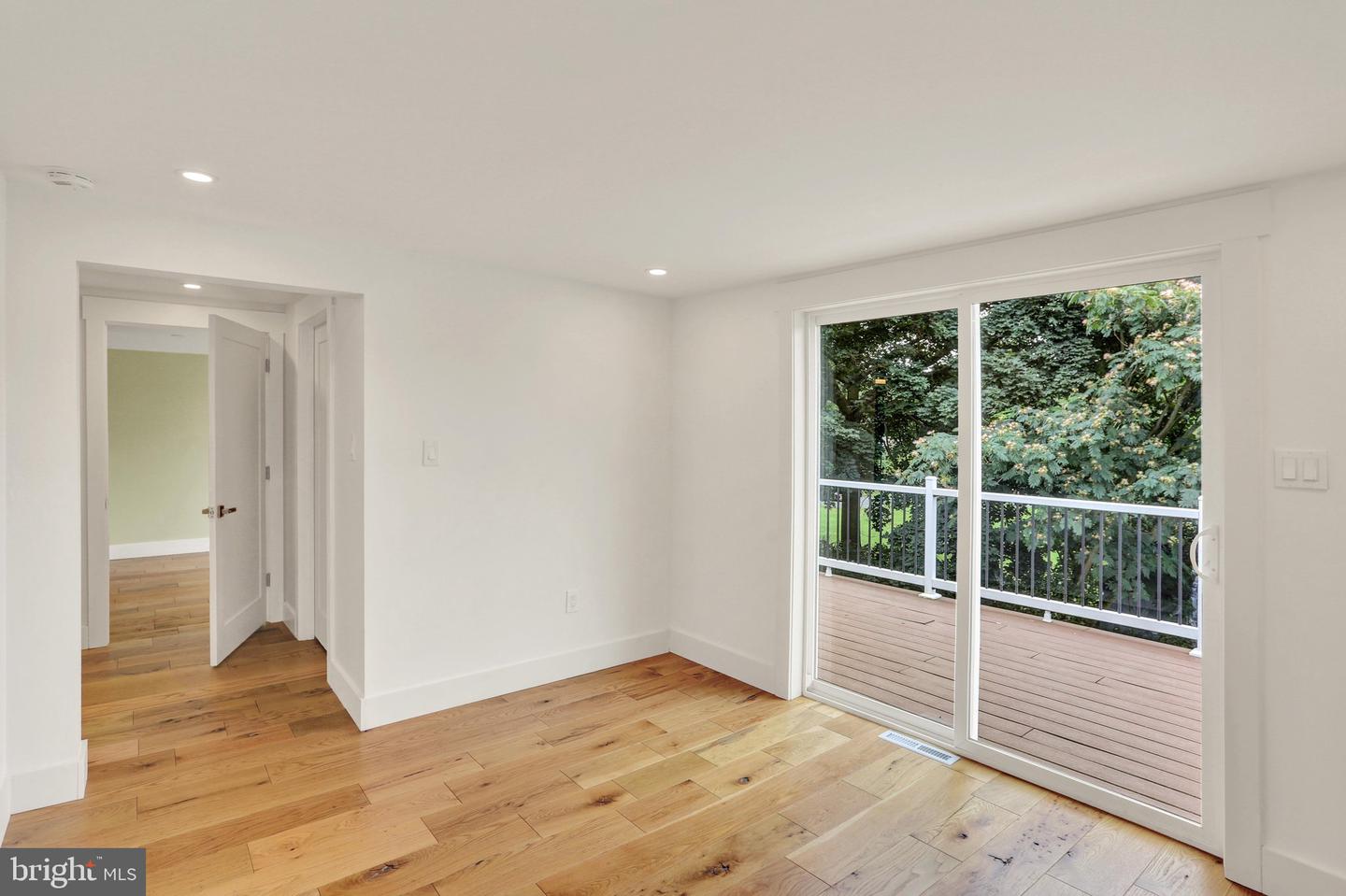 25 Alsace Ave Property Photo 13
