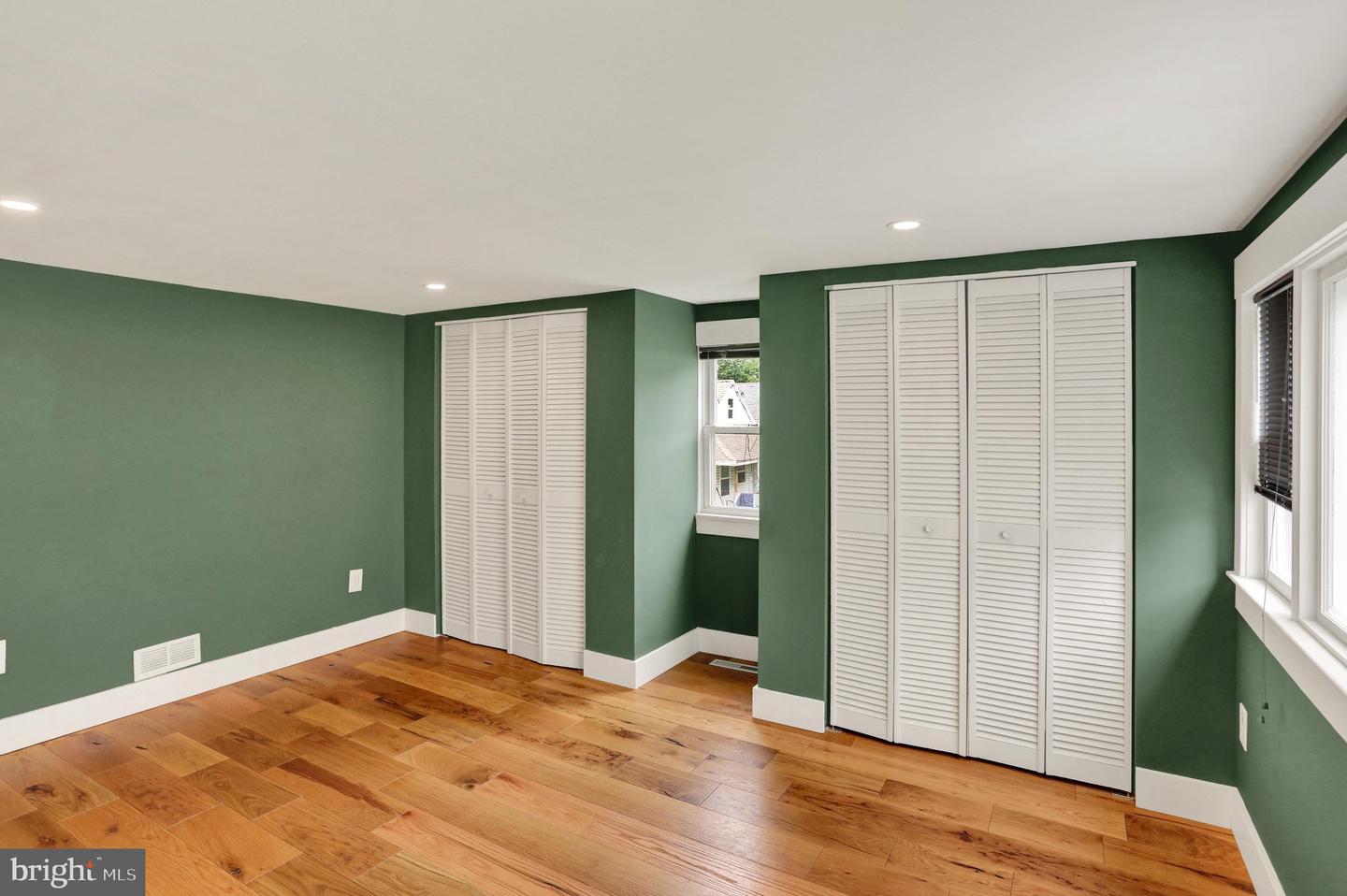 25 Alsace Ave Property Photo 15