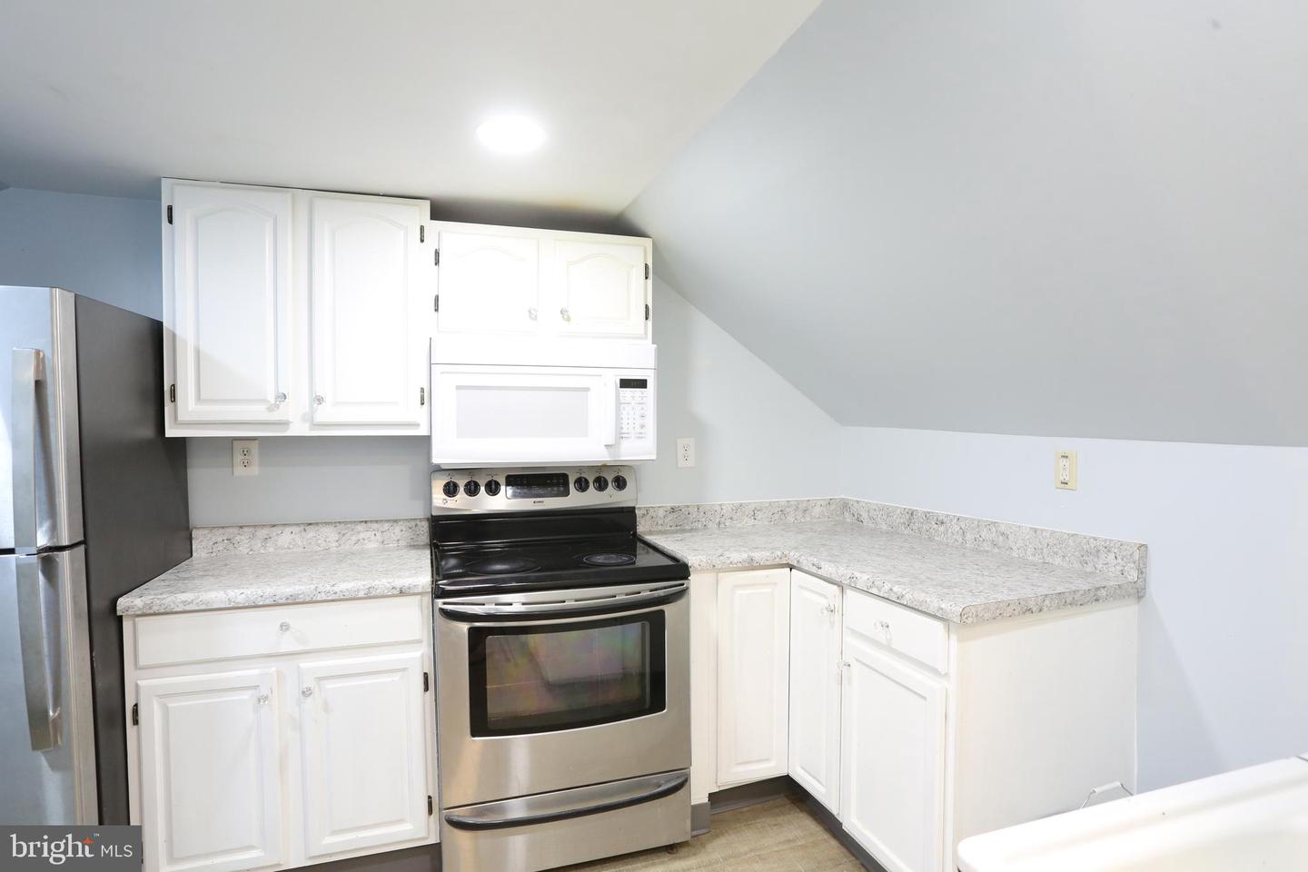 2319 Perkiomen Ave Property Photo 4