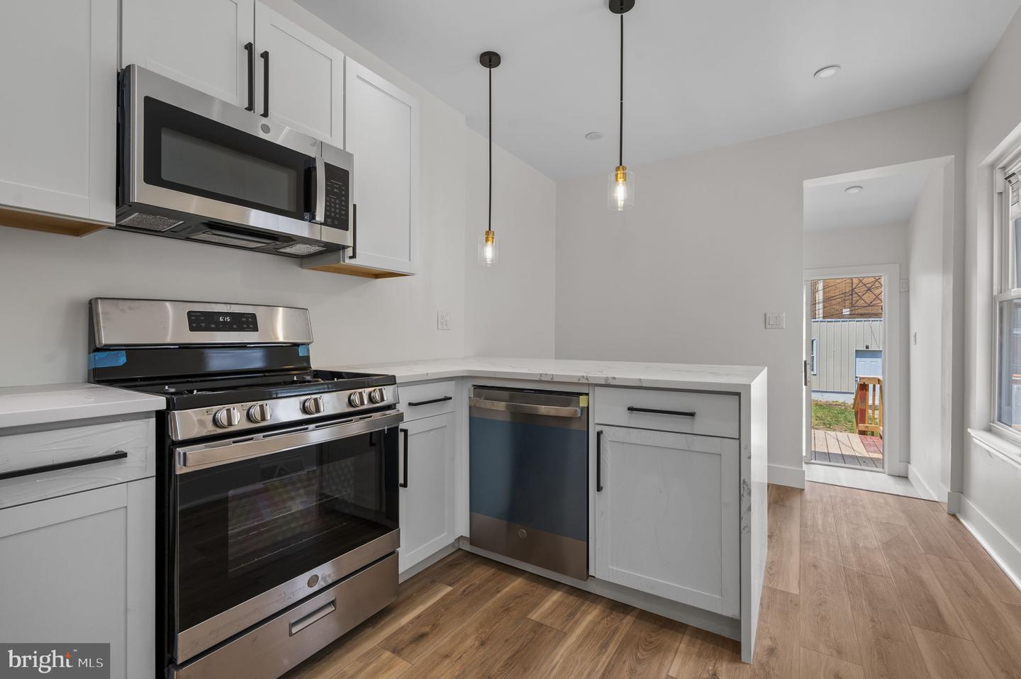 427 Chestnut St Property Photo 11