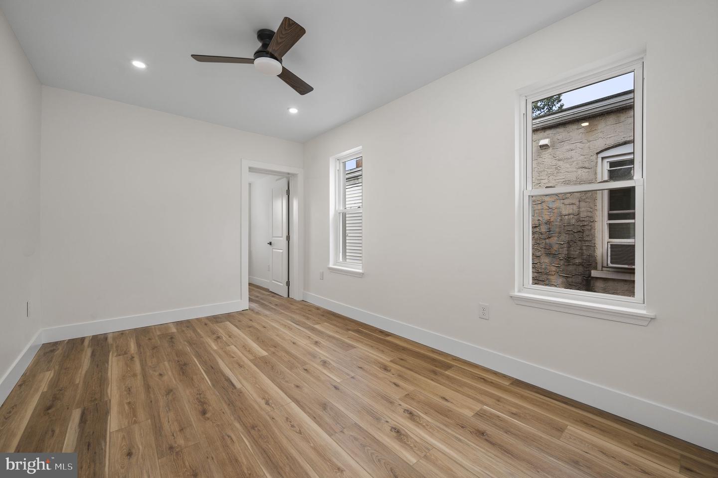 427 Chestnut St Property Photo 17