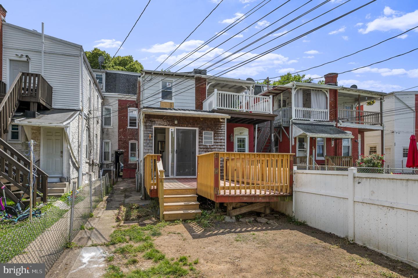 427 Chestnut St Property Photo 23