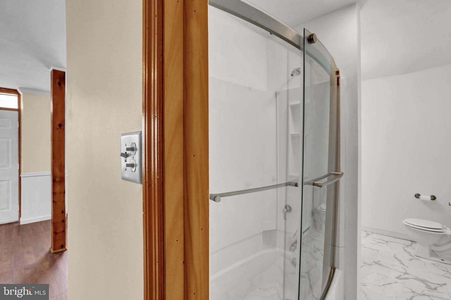 238 Penn St Property Photo 11