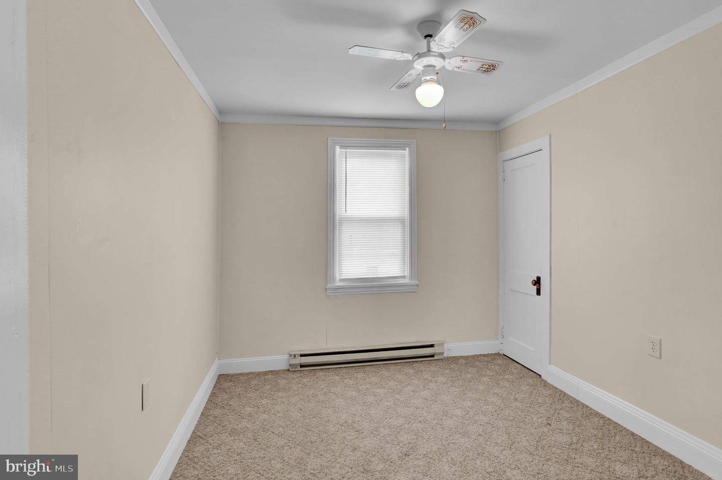 238 Penn St Property Photo 30