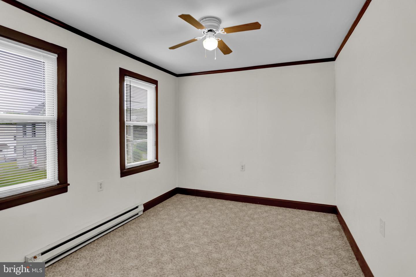 238 Penn St Property Photo 31
