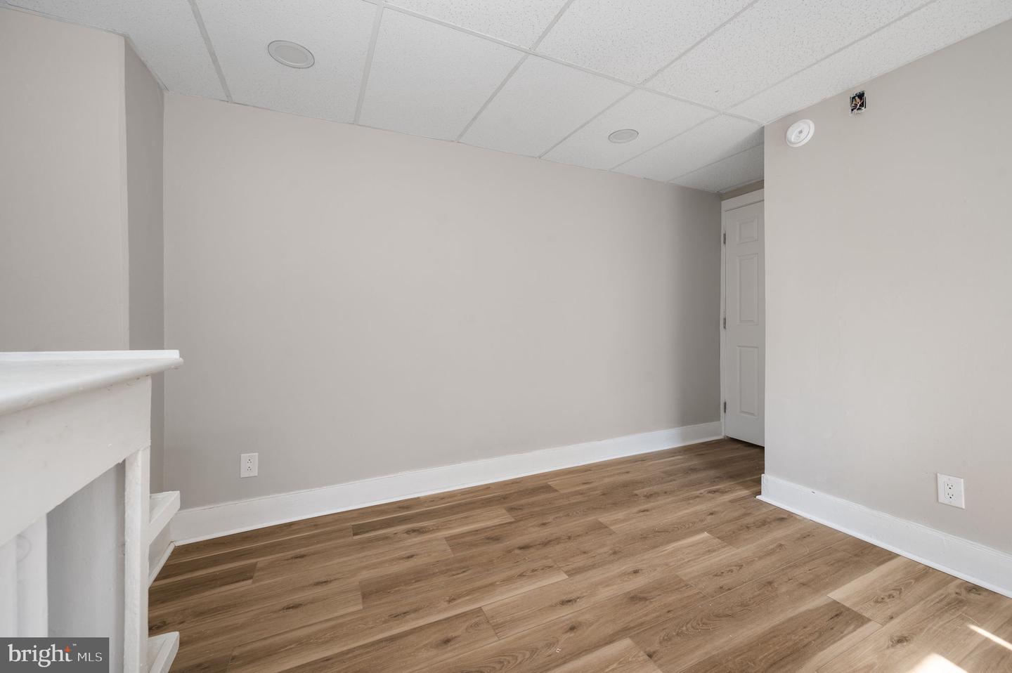 1038 Walnut St Property Photo 9
