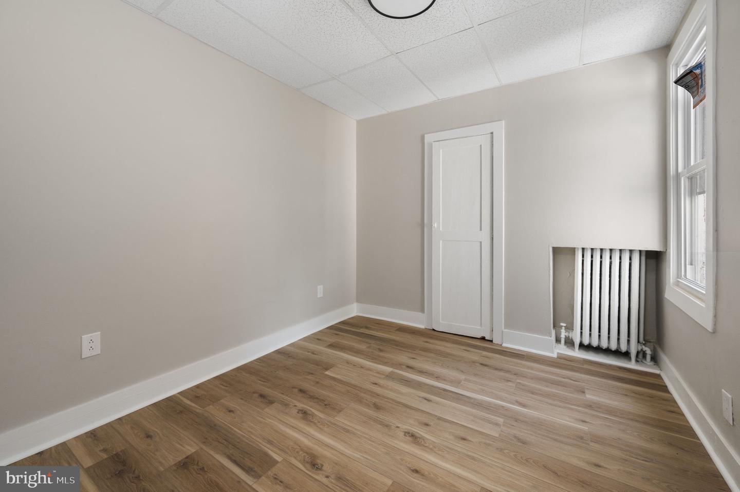 1038 Walnut St Property Photo 11