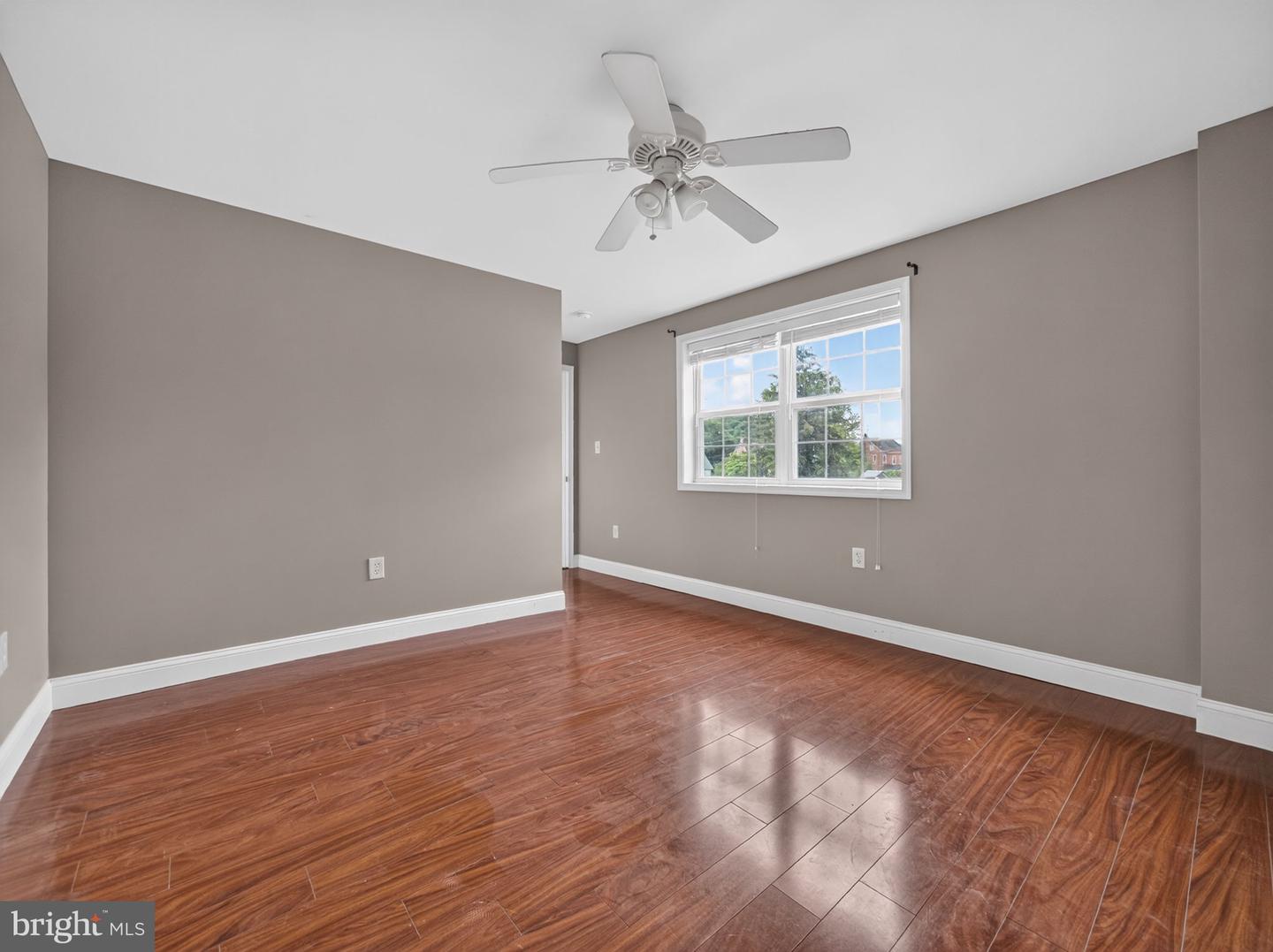 649 S Reading Ave Property Photo 25