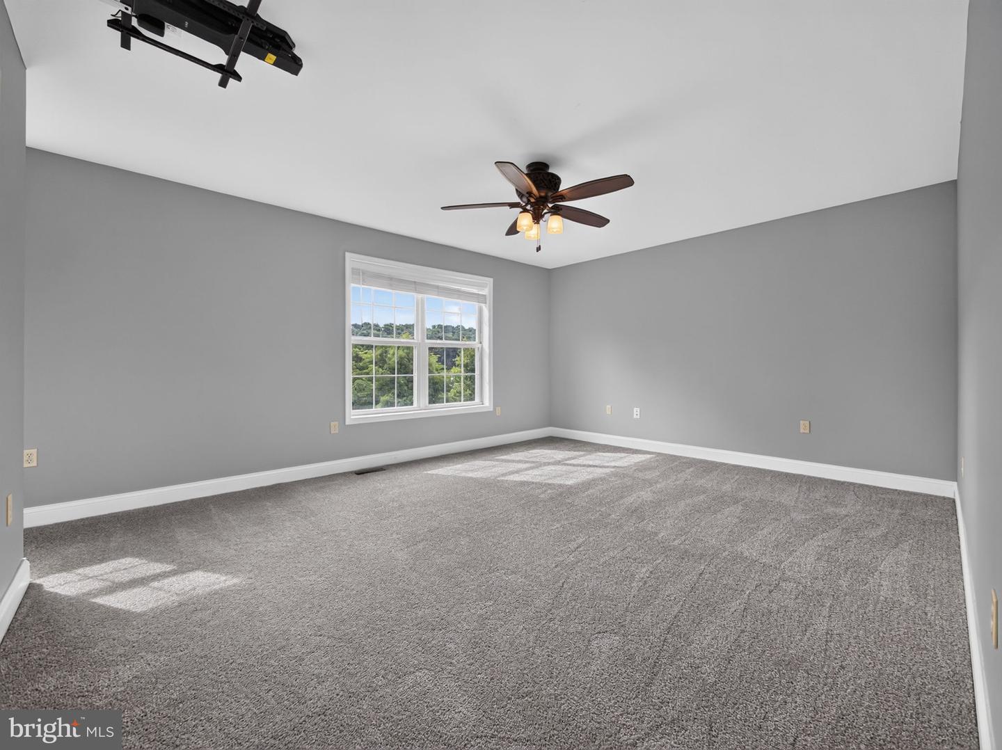 649 S Reading Ave Property Photo 52