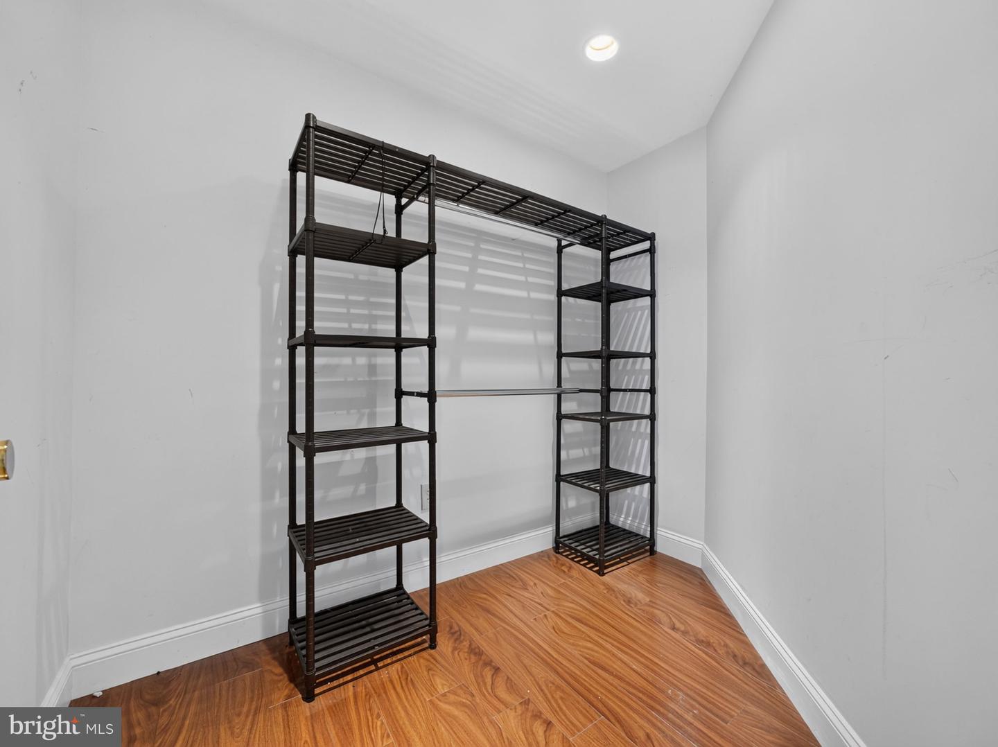 649 S Reading Ave Property Photo 54