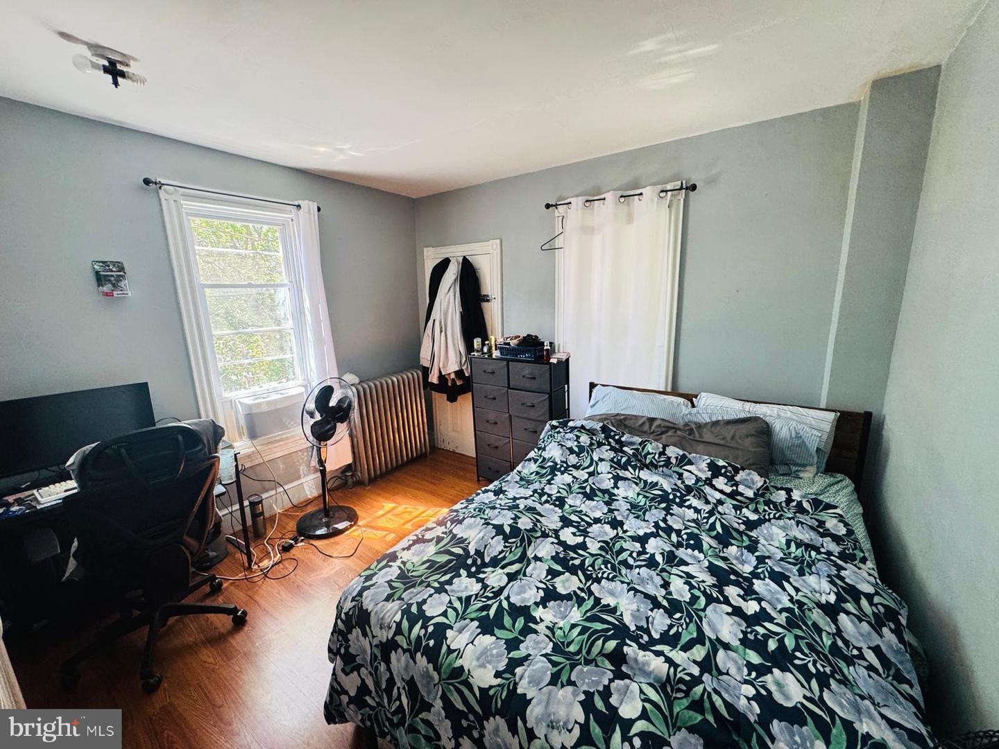 1133 Douglass St Property Photo 22