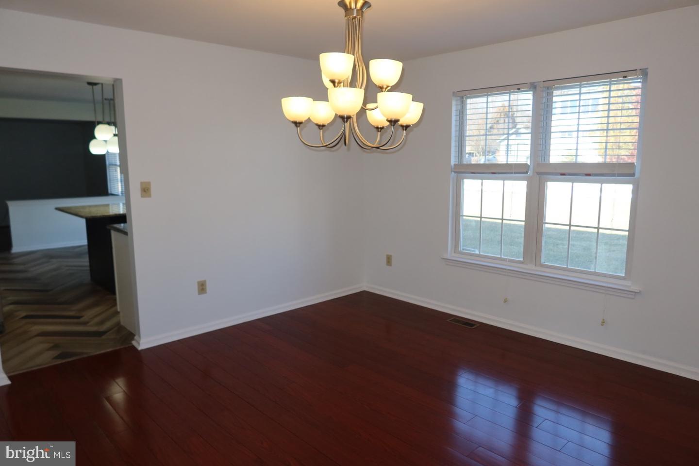 4581 Green Tree Rd Property Photo 3