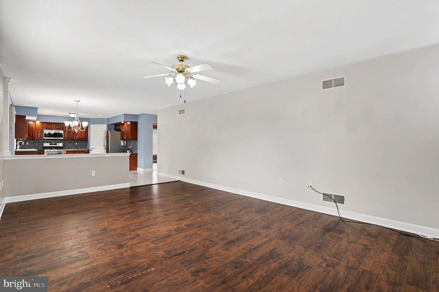 1036 Meadow Dr Property Photo 12