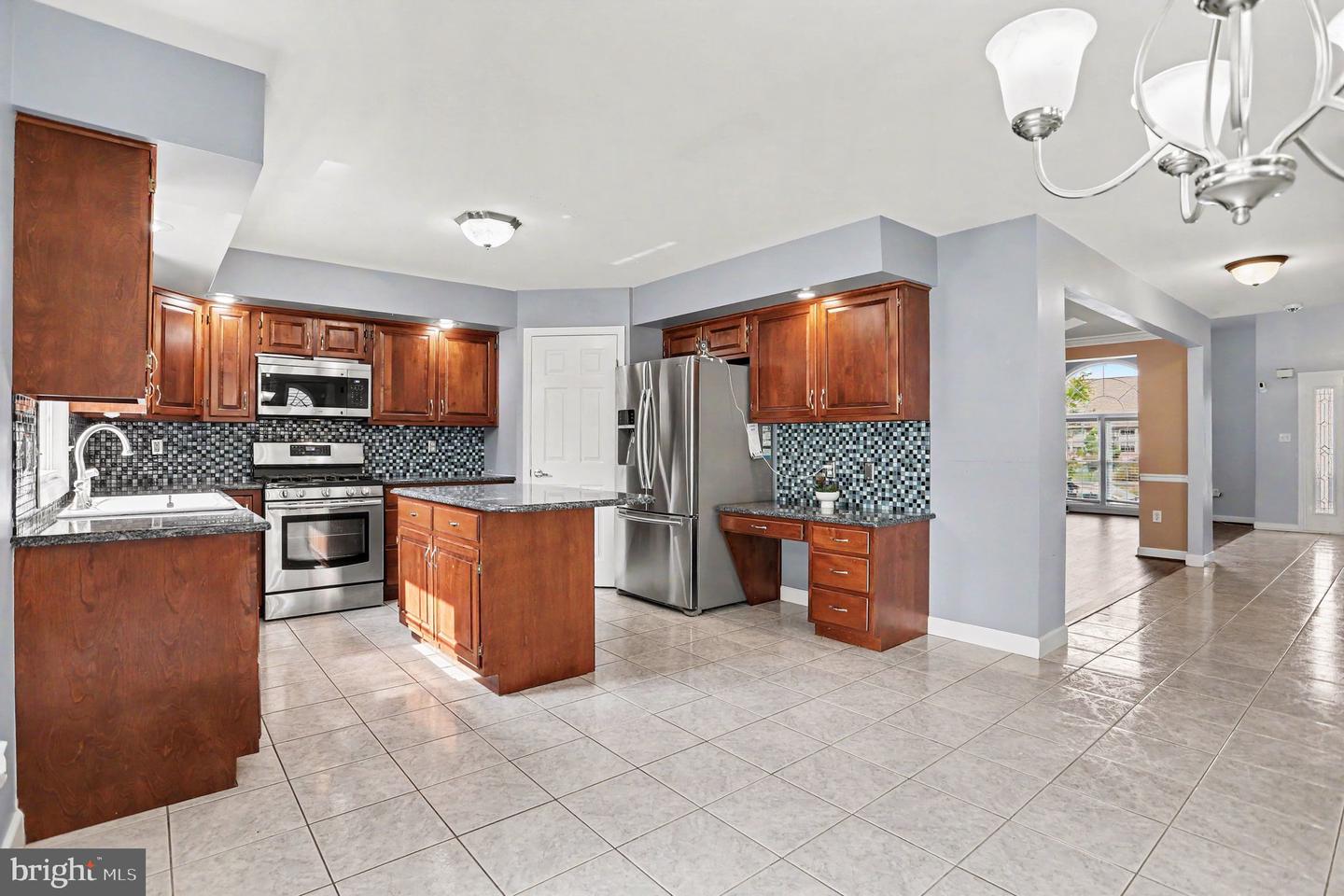 1036 Meadow Dr Property Photo 15