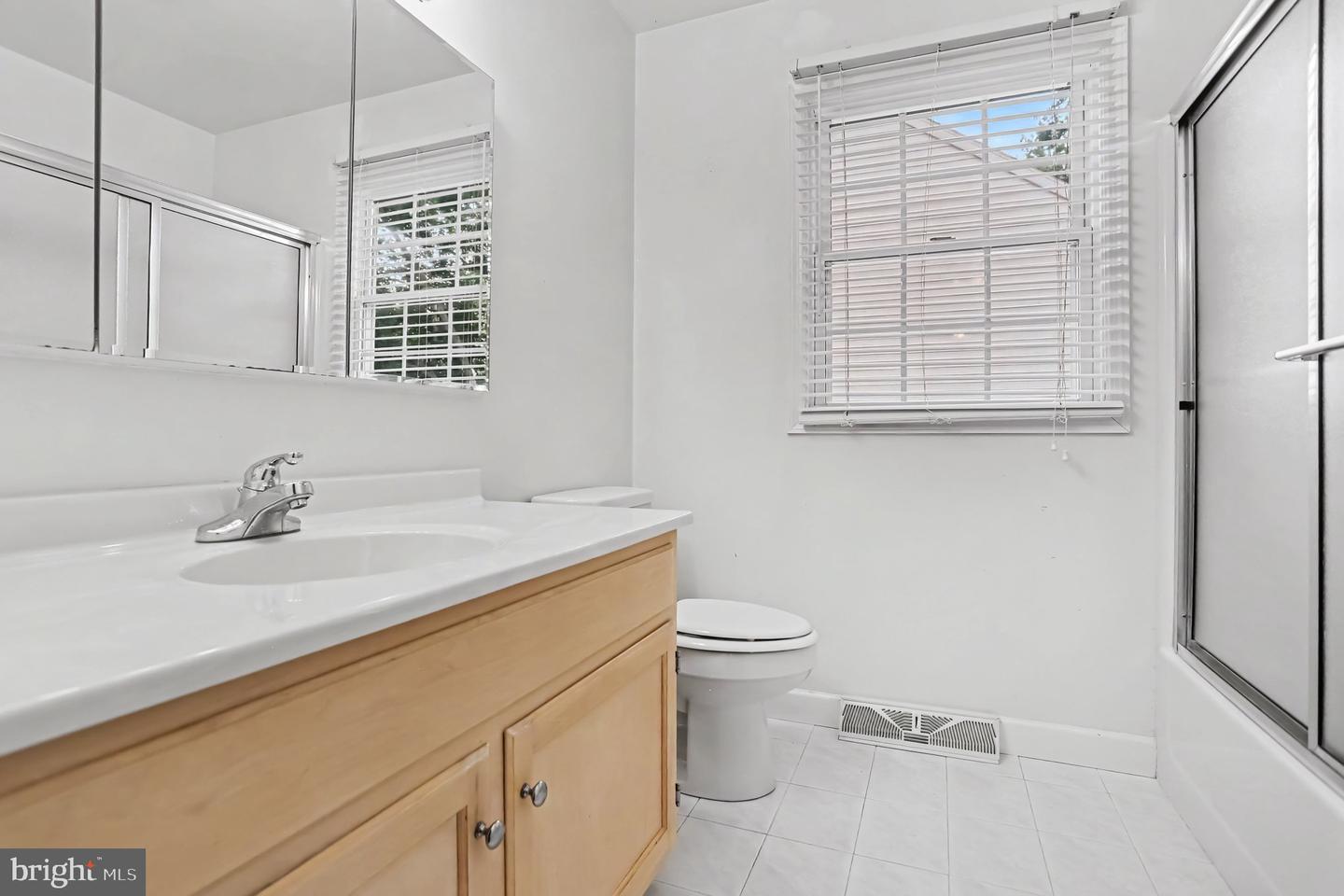 1036 Meadow Dr Property Photo 27