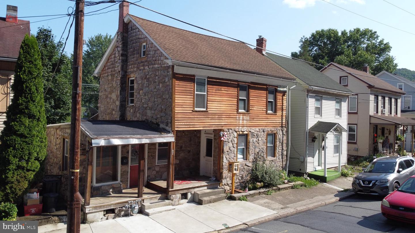 42 E Wyomissing Ave Property Photo 1