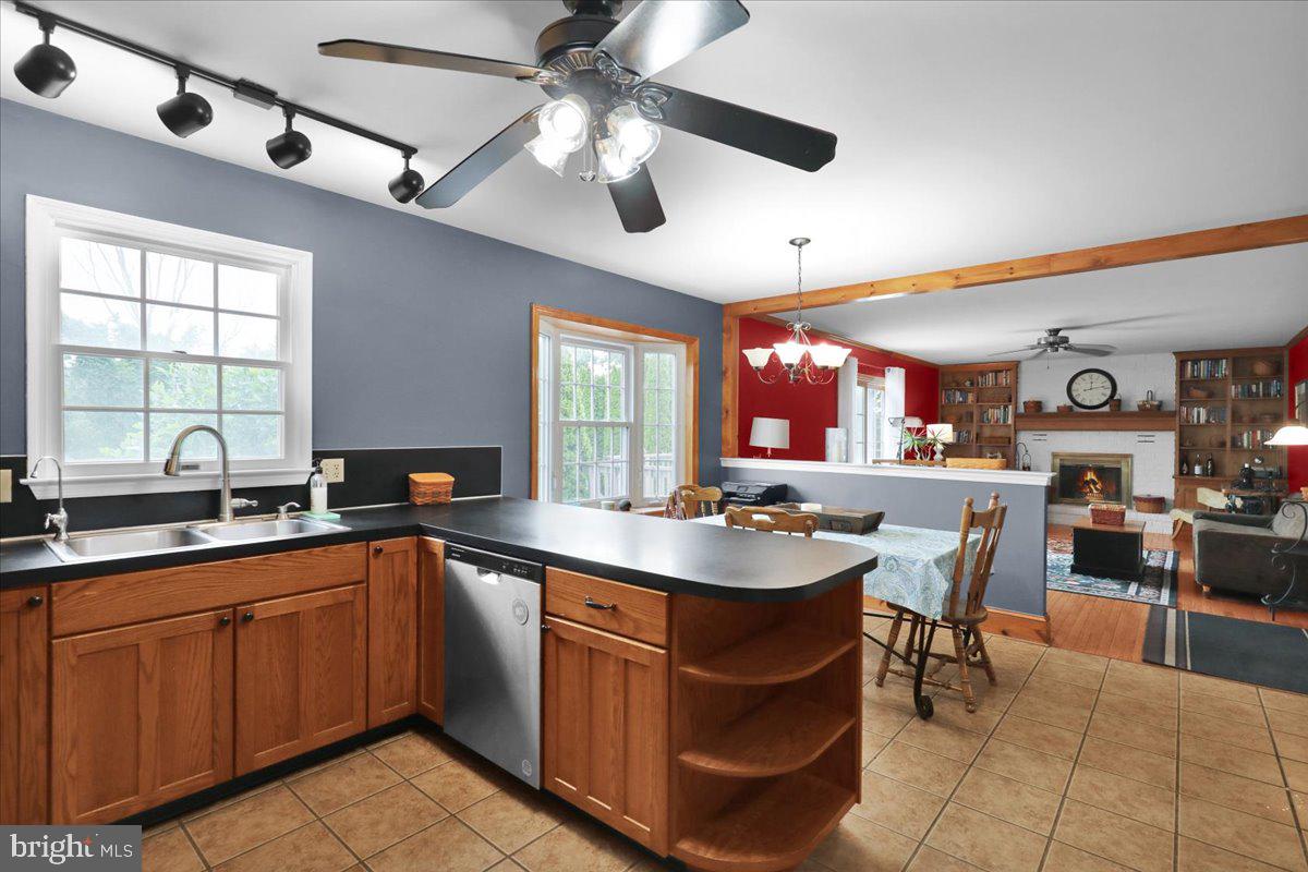 456 Mountain Home Rd Property Photo 9
