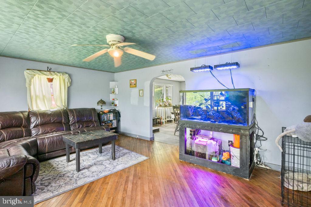 1644 Moselem Rd Property Photo 4