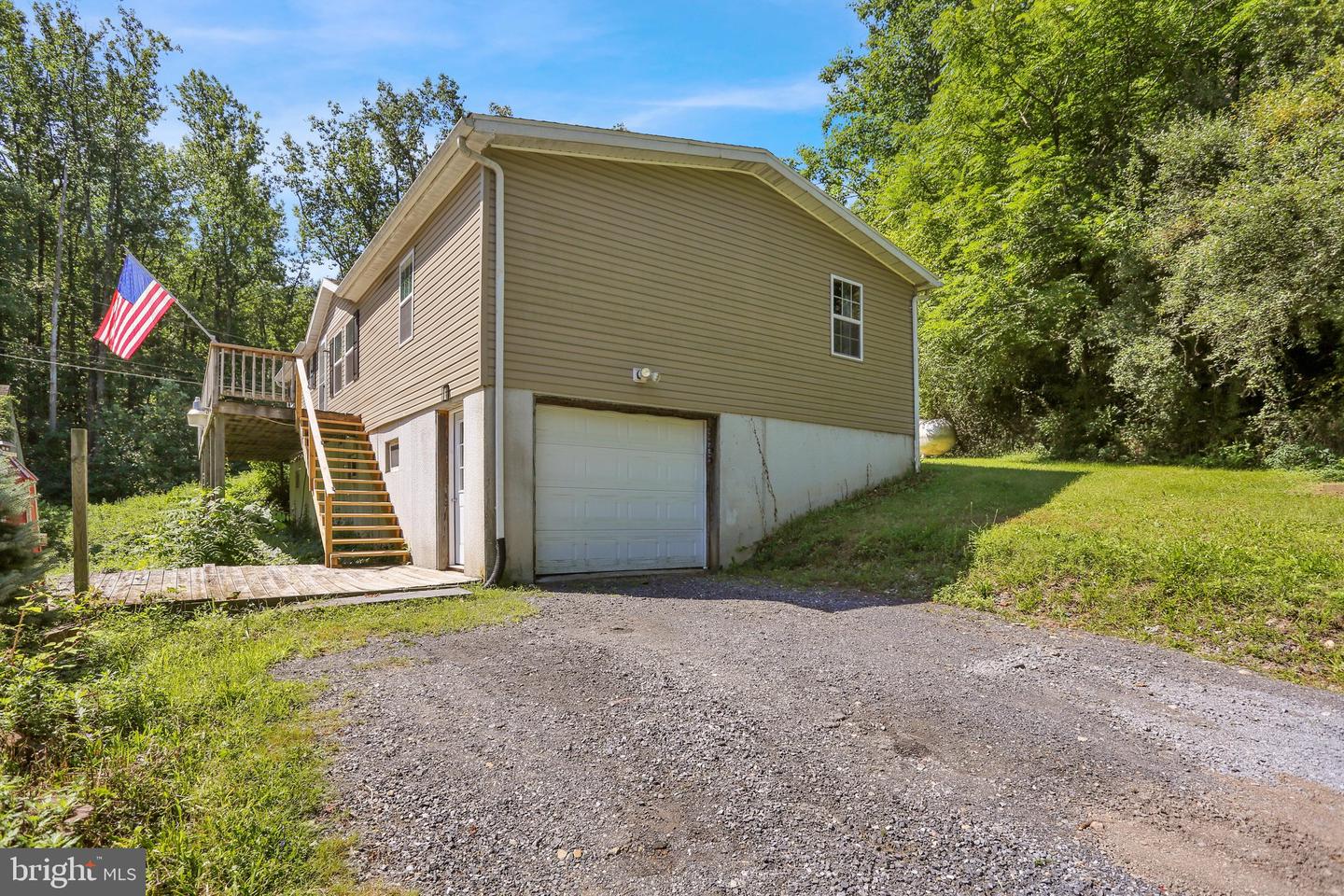 49 Speck Rd Property Photo 7